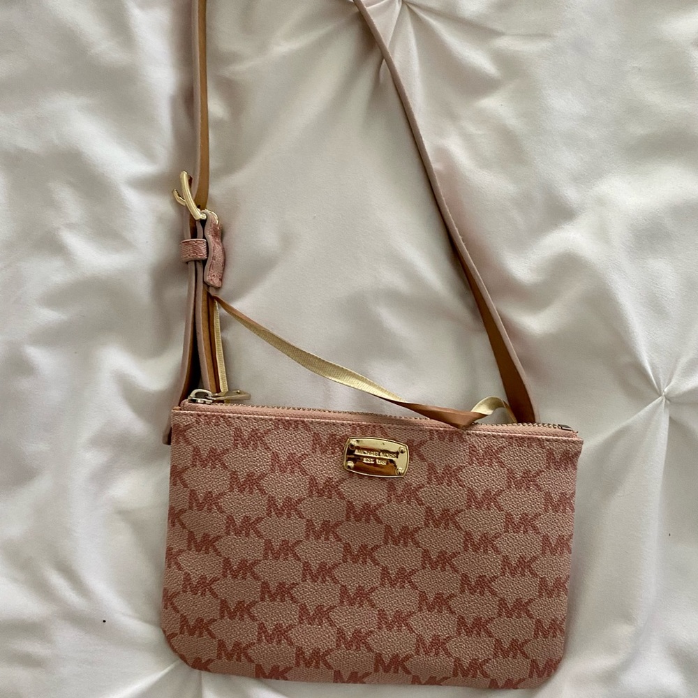 Michael Kors Leather Crossbody/Fanny Pack